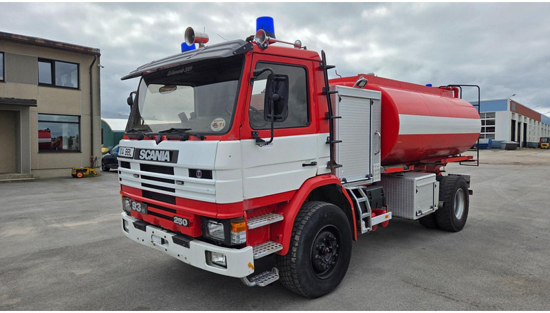 Scania P93 4X2 250 - Camion de pompier: photos 1 Scania P93 4X2 250 - Camion de pompier: photos 1