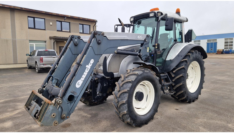 Valtra C120 - Tracteur agricole: photos 1 Valtra C120 - Tracteur agricole: photos 1