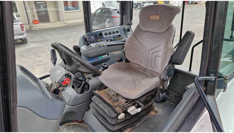 Crédit-bail Valtra C120 Valtra C120: photos 11