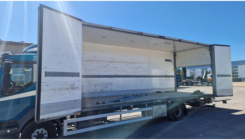 Volvo FL260 4X2 - Camion fourgon: photos 5 Volvo FL260 4X2 - Camion fourgon: photos 5