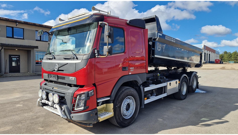 Volvo FMX410 6X4 - Camion benne: photos 1 Volvo FMX410 6X4 - Camion benne: photos 1