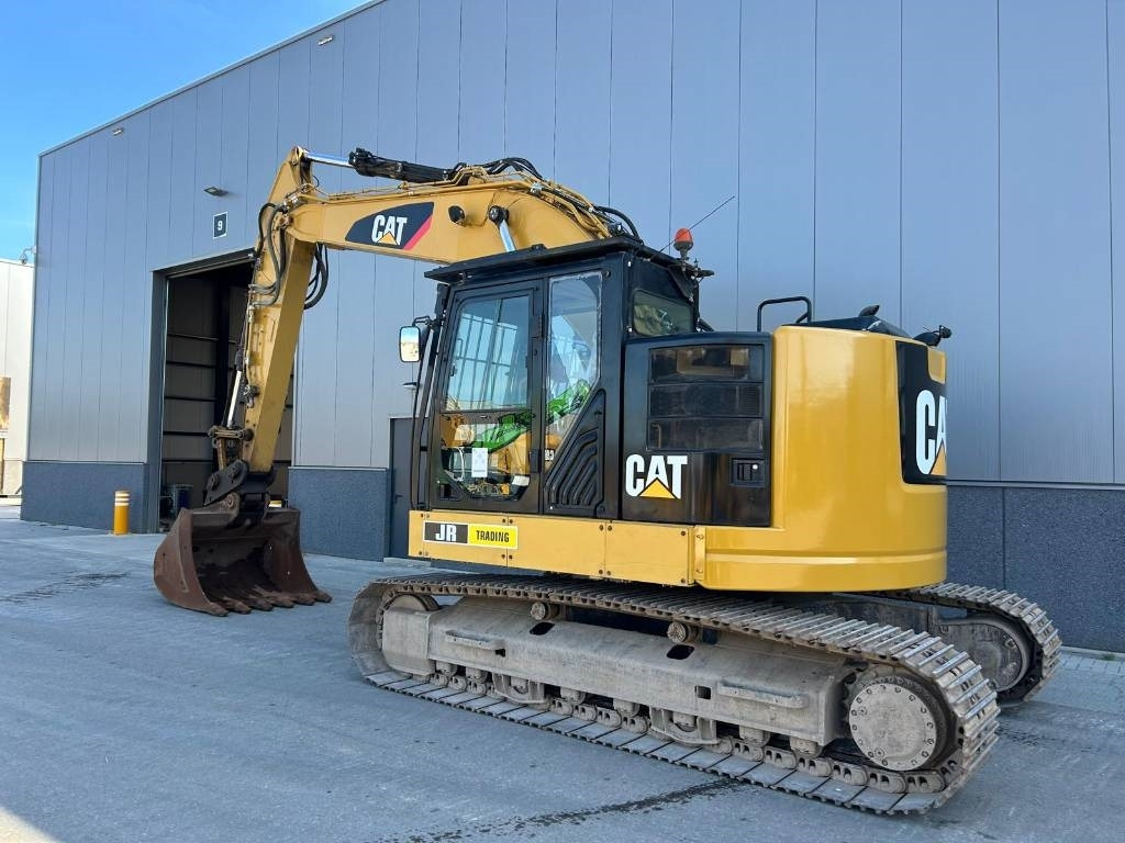 CAT 325 FL CR  - Pelle sur chenille: photos 3 CAT 325 FL CR  - Pelle sur chenille: photos 3