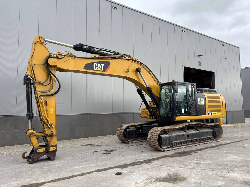CAT 336F L XE (New Undercarriage) - Pelle sur chenille: photos 1 CAT 336F L XE (New Undercarriage) - Pelle sur chenille: photos 1
