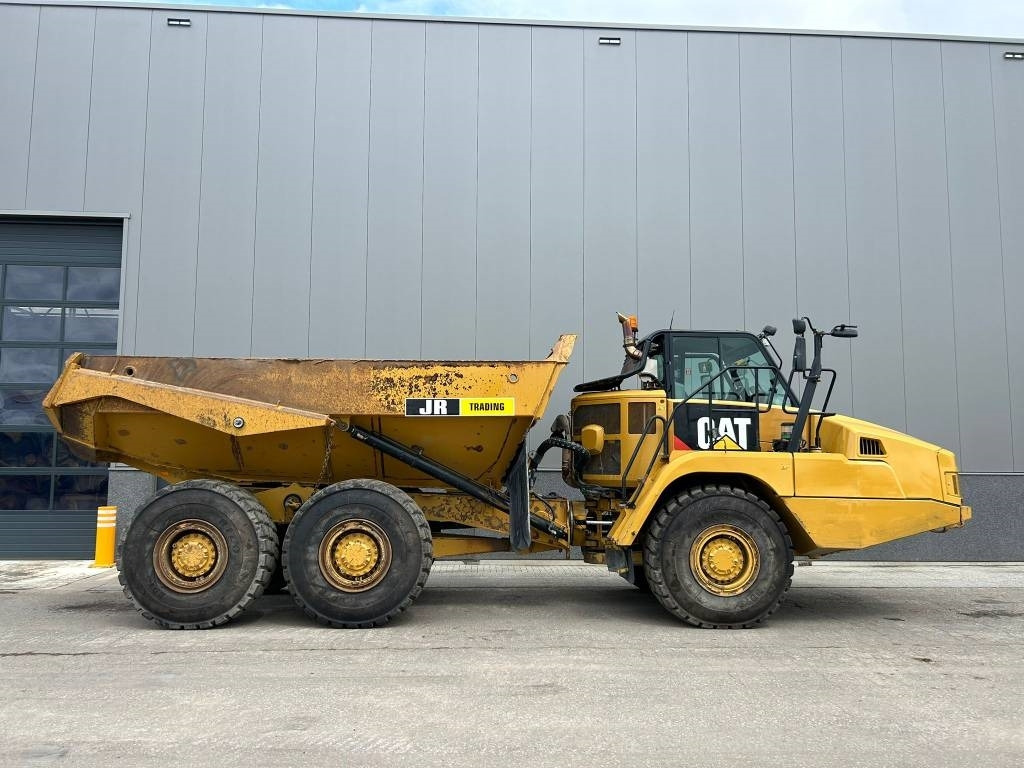 CAT 730 C2 (CE marked / under preparation) - Tombereau articulé: photos 4 CAT 730 C2 (CE marked / under preparation) - Tombereau articulé: photos 4