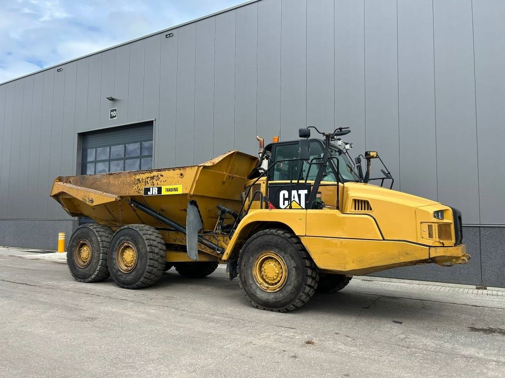 CAT 730 C2 (CE marked / under preparation) - Tombereau articulé: photos 3 CAT 730 C2 (CE marked / under preparation) - Tombereau articulé: photos 3