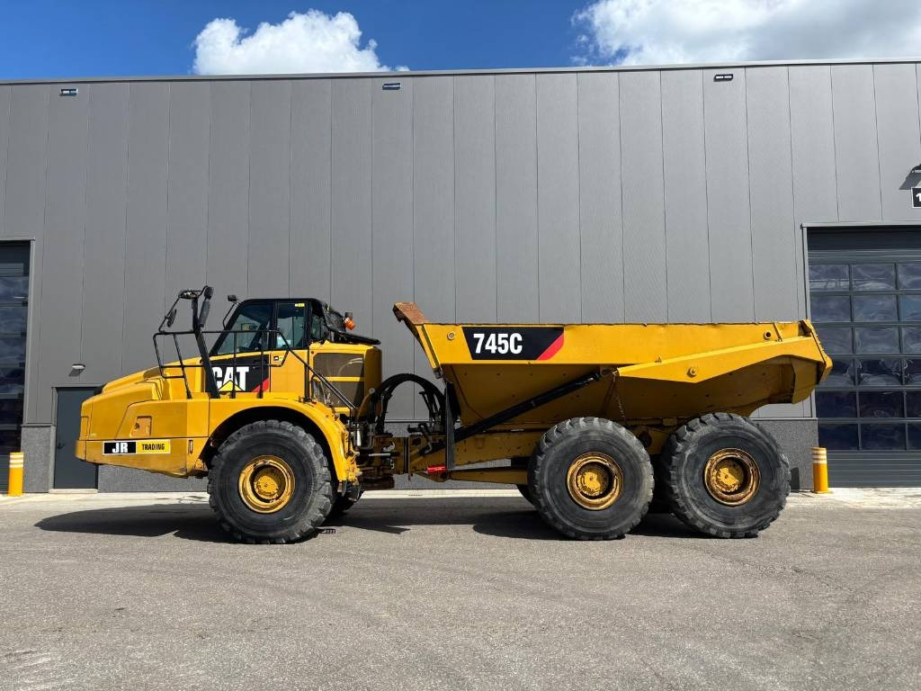 CAT 745 C (CE /Low Hours) - Tombereau articulé: photos 1 CAT 745 C (CE /Low Hours) - Tombereau articulé: photos 1