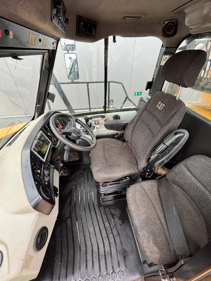 Tombereau articulé CAT 745 C: photos 11