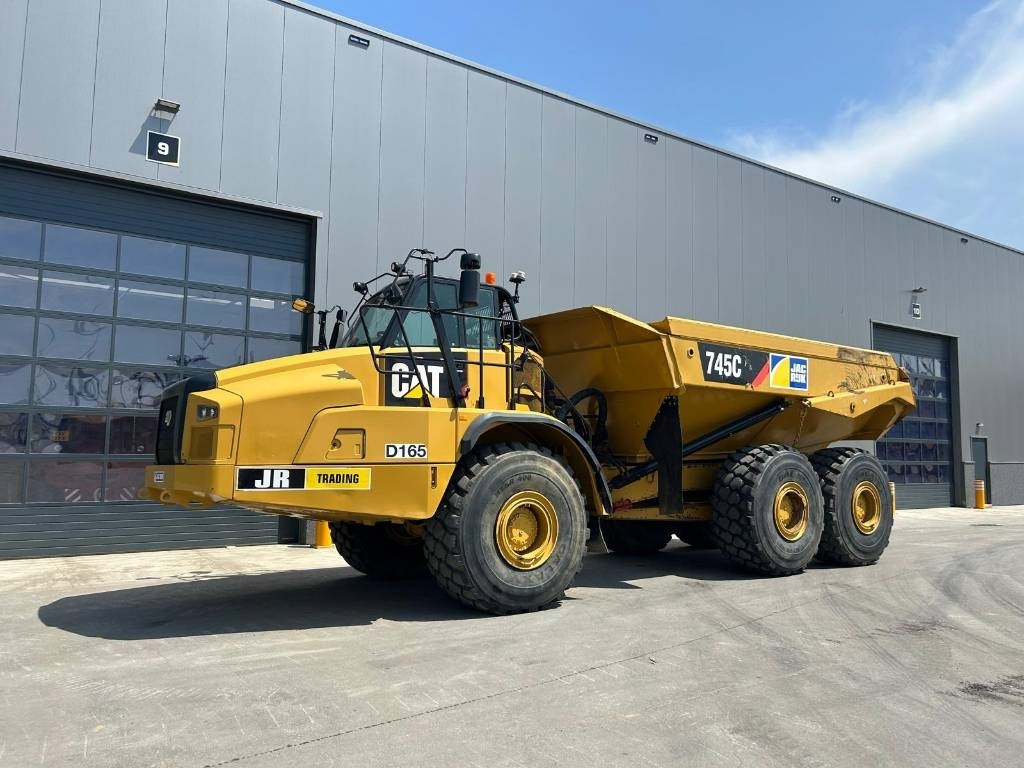 CAT 745 C - Tombereau articulé: photos 2 CAT 745 C - Tombereau articulé: photos 2