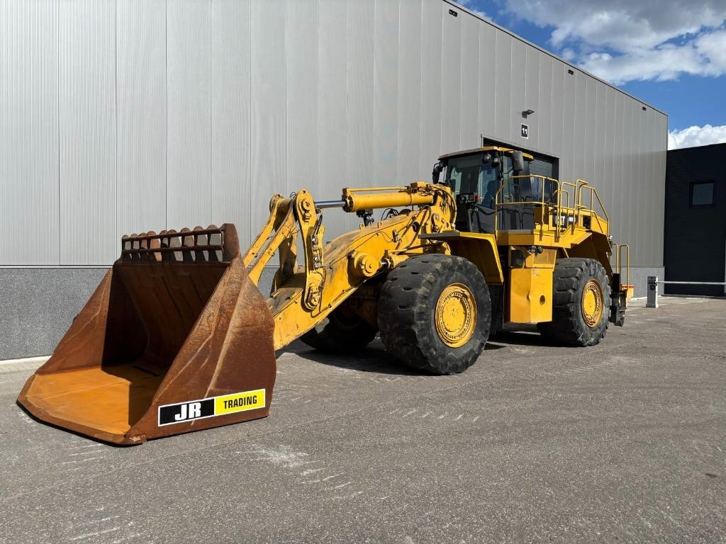 CAT 988 H - Chargeuse sur pneus: photos 2 CAT 988 H - Chargeuse sur pneus: photos 2
