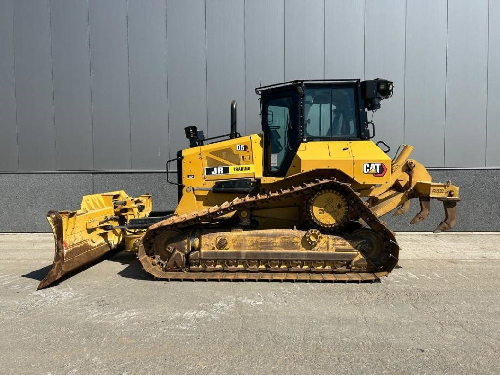 CAT D 5 LGP (new undercarriage + ripper) - Bulldozer: photos 2 CAT D 5 LGP (new undercarriage + ripper) - Bulldozer: photos 2