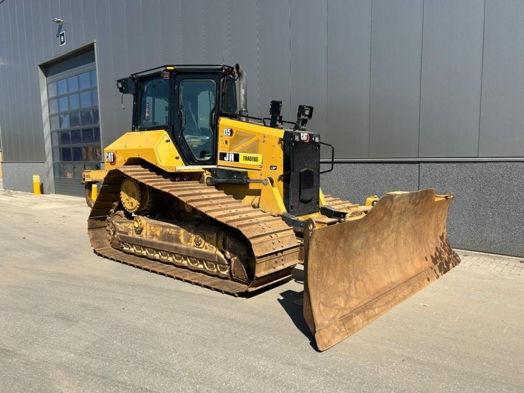 CAT D 5 LGP (new undercarriage + ripper) - Bulldozer: photos 5 CAT D 5 LGP (new undercarriage + ripper) - Bulldozer: photos 5