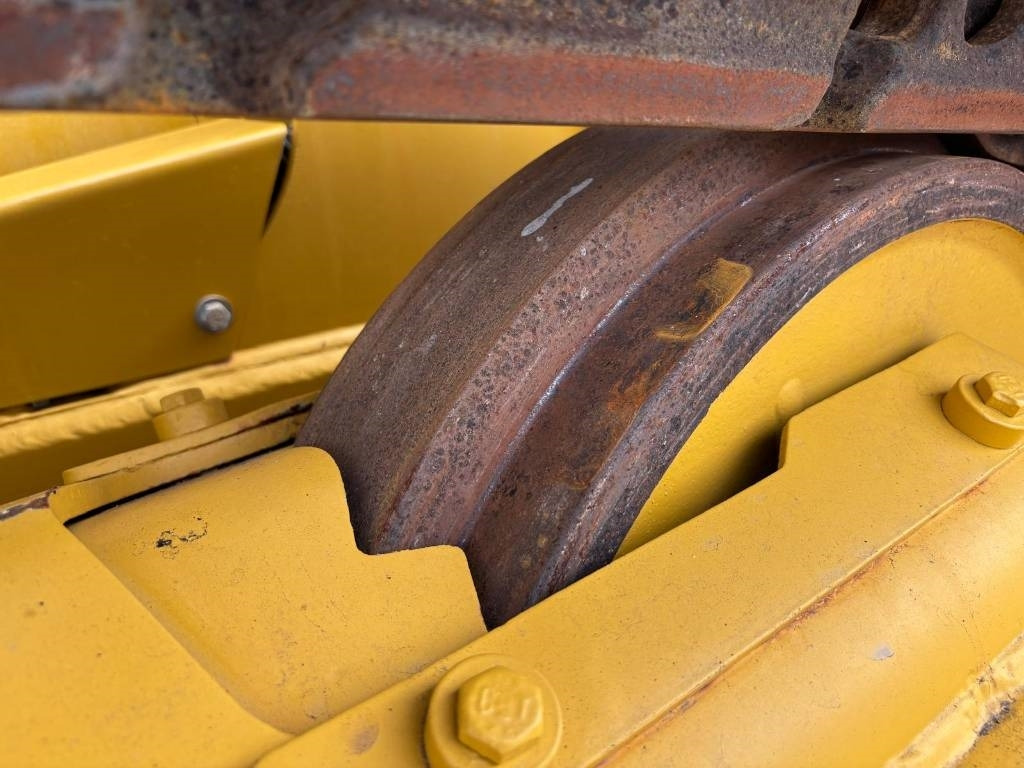 Bulldozer CAT D 6 K 2 XL (Low Verified Hours): photos 26