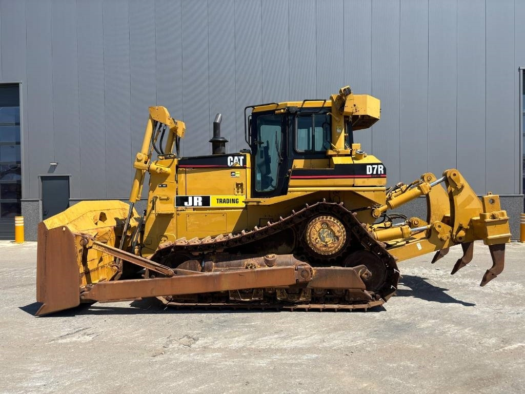CAT D 7 R (CE certified) - Bulldozer: photos 2 CAT D 7 R (CE certified) - Bulldozer: photos 2