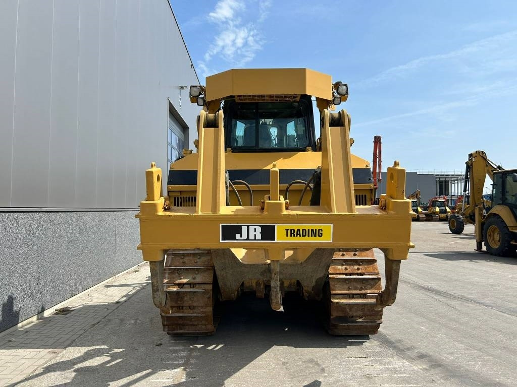 CAT D 7 R (Leica GPS) - Bulldozer: photos 4 CAT D 7 R (Leica GPS) - Bulldozer: photos 4