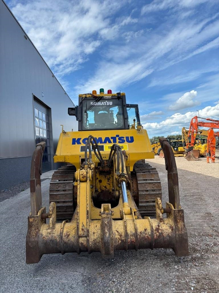 Komatsu D 155 AX-6 (c/w REMOTE CONTROL) - Bulldozer: photos 3 Komatsu D 155 AX-6 (c/w REMOTE CONTROL) - Bulldozer: photos 3