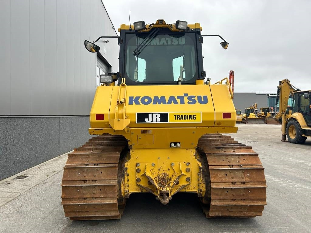 Komatsu D 65 WX-18 - Bulldozer: photos 4 Komatsu D 65 WX-18 - Bulldozer: photos 4