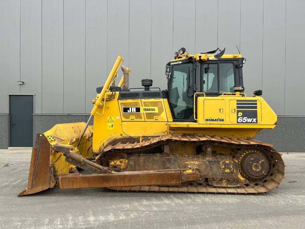 Komatsu D 65 WX-18 - Bulldozer: photos 2 Komatsu D 65 WX-18 - Bulldozer: photos 2