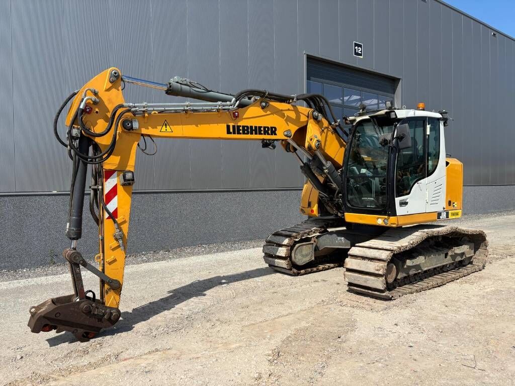 Liebherr R 914 Compact Litronic Liebherr R 914 Compact Litronic - Pelle sur chenille: photos 2 Liebherr R 914 Compact Litronic Liebherr R 914 Compact Litronic - Pelle sur chenille: photos 2