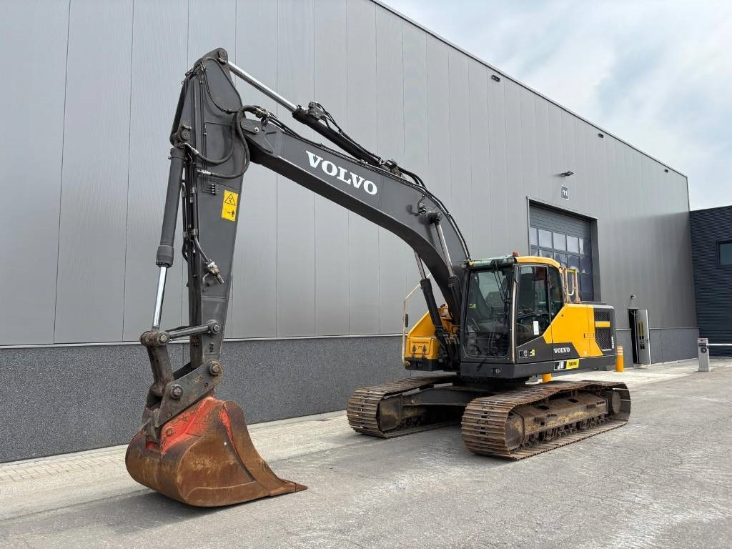 Volvo EC 220 EL (new undercarriage) - Pelle sur chenille: photos 2 Volvo EC 220 EL (new undercarriage) - Pelle sur chenille: photos 2