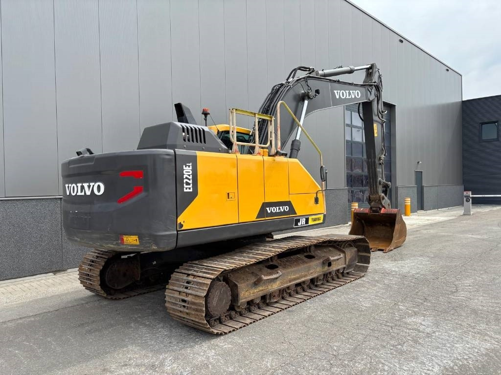 Volvo EC 220 EL (new undercarriage) - Pelle sur chenille: photos 5 Volvo EC 220 EL (new undercarriage) - Pelle sur chenille: photos 5