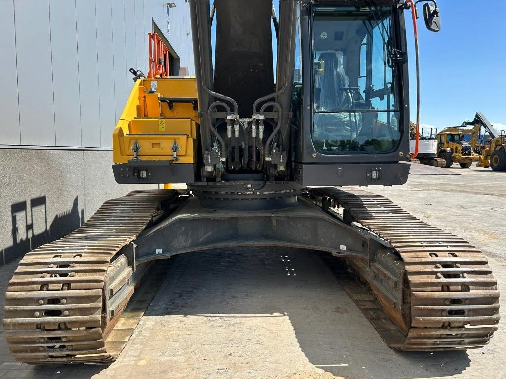 Volvo EC 300 EL (GPS / 3 Buckets) - Pelle sur chenille: photos 5 Volvo EC 300 EL (GPS / 3 Buckets) - Pelle sur chenille: photos 5