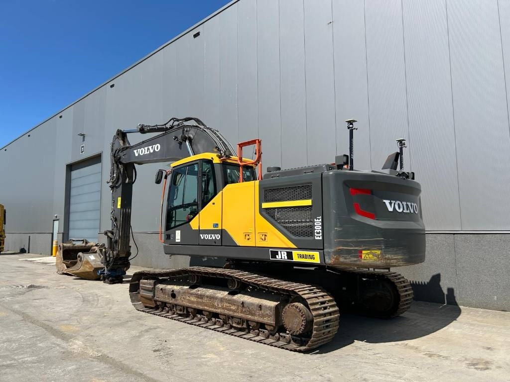 Volvo EC 300 EL (GPS / 3 Buckets) - Pelle sur chenille: photos 3 Volvo EC 300 EL (GPS / 3 Buckets) - Pelle sur chenille: photos 3