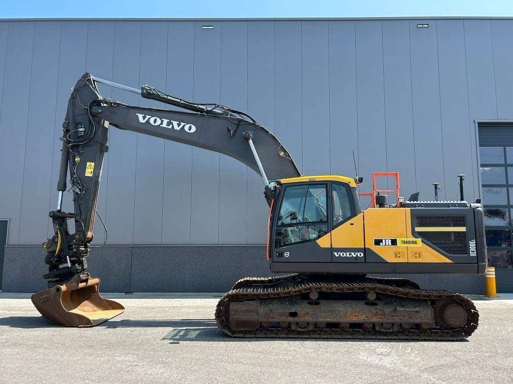 Volvo EC 300 EL TOPCON GPS / Roto / 2 Buckets - Pelle sur chenille: photos 1 Volvo EC 300 EL TOPCON GPS / Roto / 2 Buckets - Pelle sur chenille: photos 1