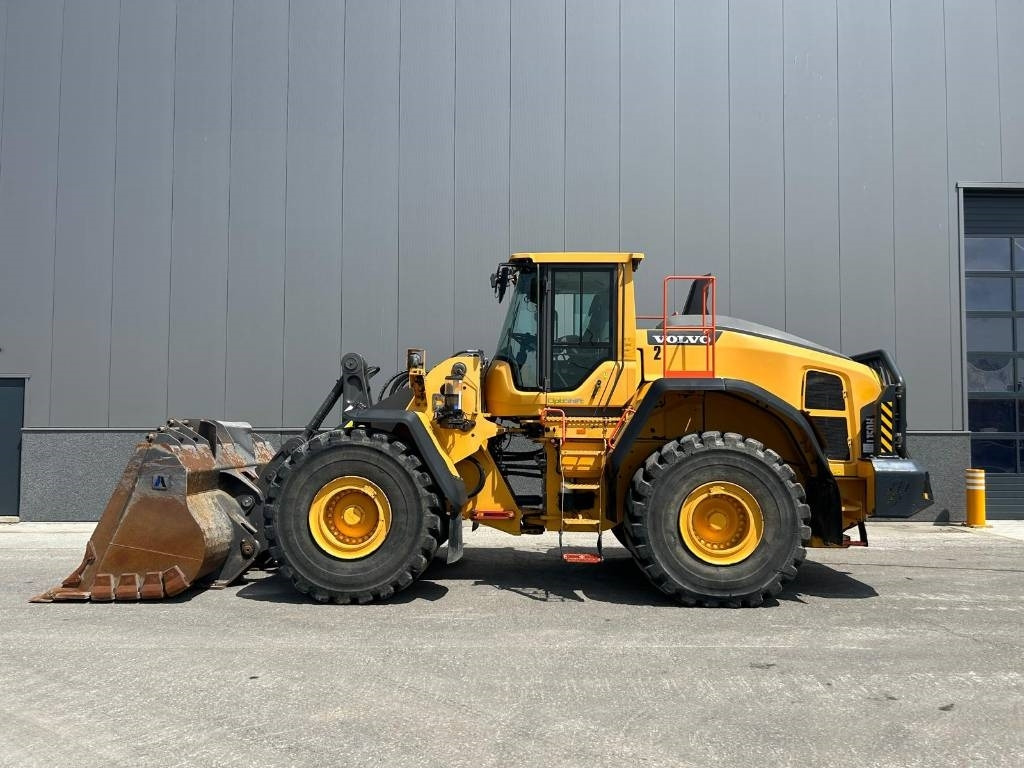 Volvo L 150 H (CDC + BSS) - Chargeuse sur pneus: photos 1 Volvo L 150 H (CDC + BSS) - Chargeuse sur pneus: photos 1