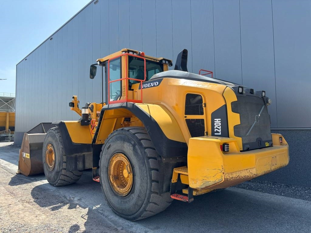 Volvo L 220 H (CDC+ Co pilot) - Chargeuse sur pneus: photos 3 Volvo L 220 H (CDC+ Co pilot) - Chargeuse sur pneus: photos 3