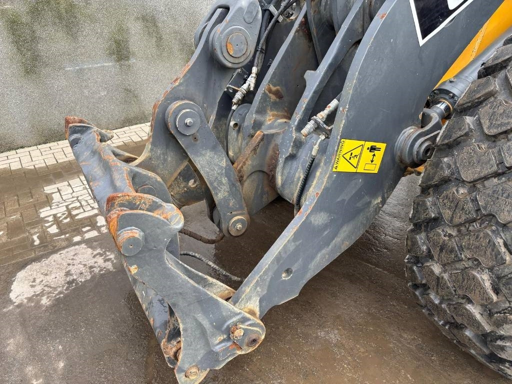 Volvo L 90 G (Under Preparation) - Chargeuse sur pneus: photos 5 Volvo L 90 G (Under Preparation) - Chargeuse sur pneus: photos 5