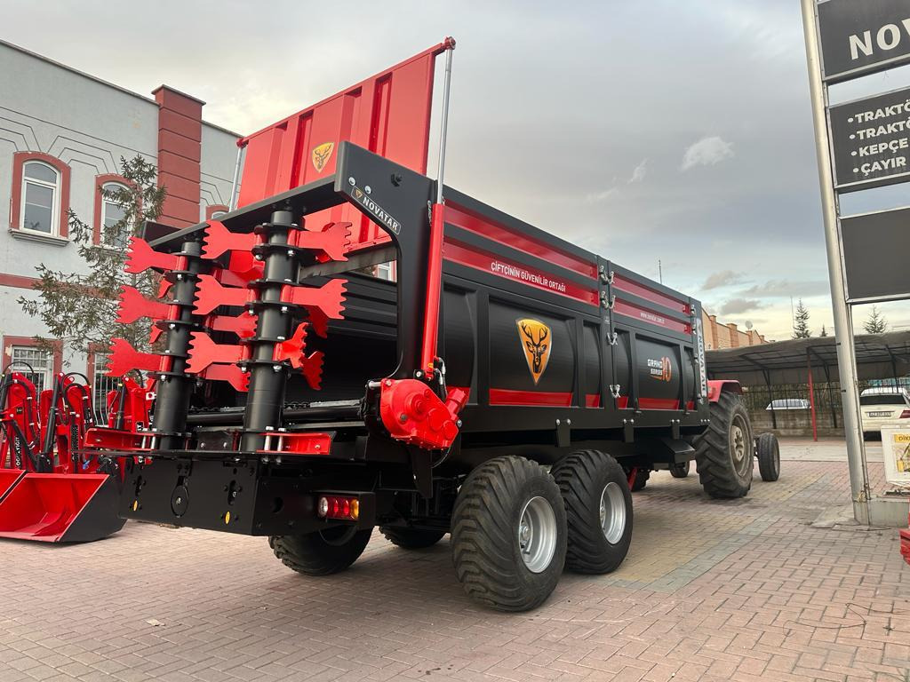 Novatar Manure Spreader Trailer 10 M3 - Epandeur à fumier: photos 1 Novatar Manure Spreader Trailer 10 M3 - Epandeur à fumier: photos 1
