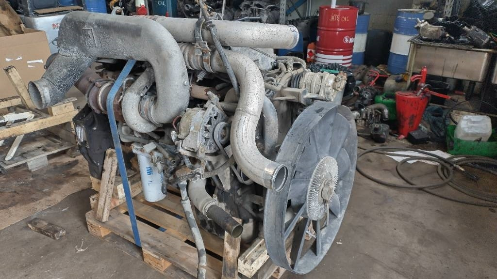 Cummins Isme 11 L - Moteur pour Camion: photos 3 Cummins Isme 11 L - Moteur pour Camion: photos 3