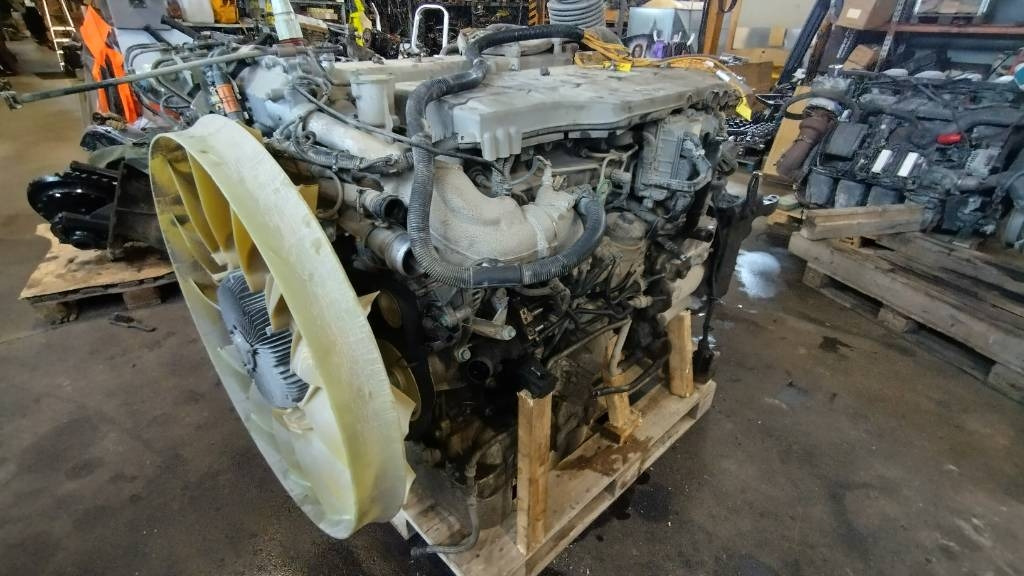 MAN D 2676 LF51 complete engine - Moteur pour Camion: photos 1 MAN D 2676 LF51 complete engine - Moteur pour Camion: photos 1