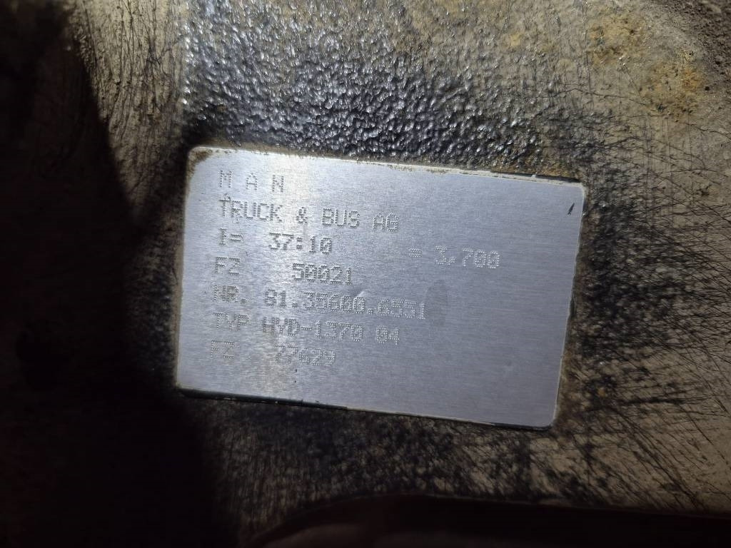 MAN HYD-1370 Etuperä ratio 3,70 - Essieu et pièces pour Camion: photos 4 MAN HYD-1370 Etuperä ratio 3,70 - Essieu et pièces pour Camion: photos 4