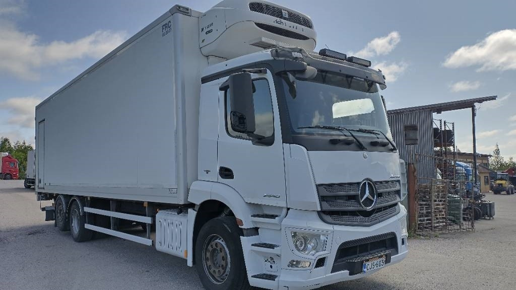 Mercedes-Benz Antos 2540 9,5m kylmäkori,Frc 2027  - Camion frigorifique: photos 2 Mercedes-Benz Antos 2540 9,5m kylmäkori,Frc 2027  - Camion frigorifique: photos 2