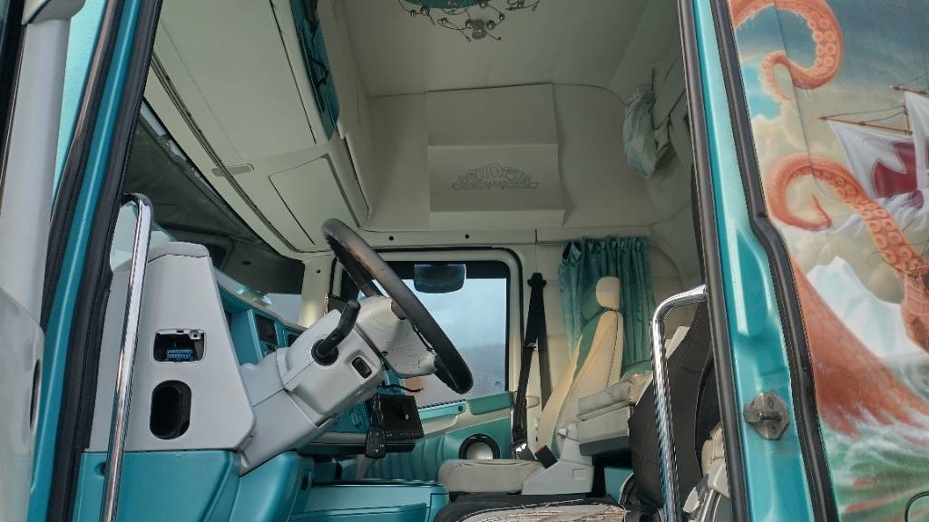 Scania R560 6x2 8,35m umpikori +pl-nostin - Camion fourgon: photos 5 Scania R560 6x2 8,35m umpikori +pl-nostin - Camion fourgon: photos 5