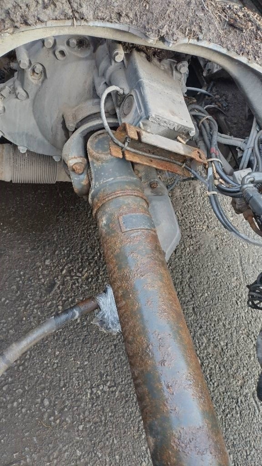 Scania R580 8x2 täysilma alusta,8m runko  - Châssis cabine: photos 5 Scania R580 8x2 täysilma alusta,8m runko  - Châssis cabine: photos 5