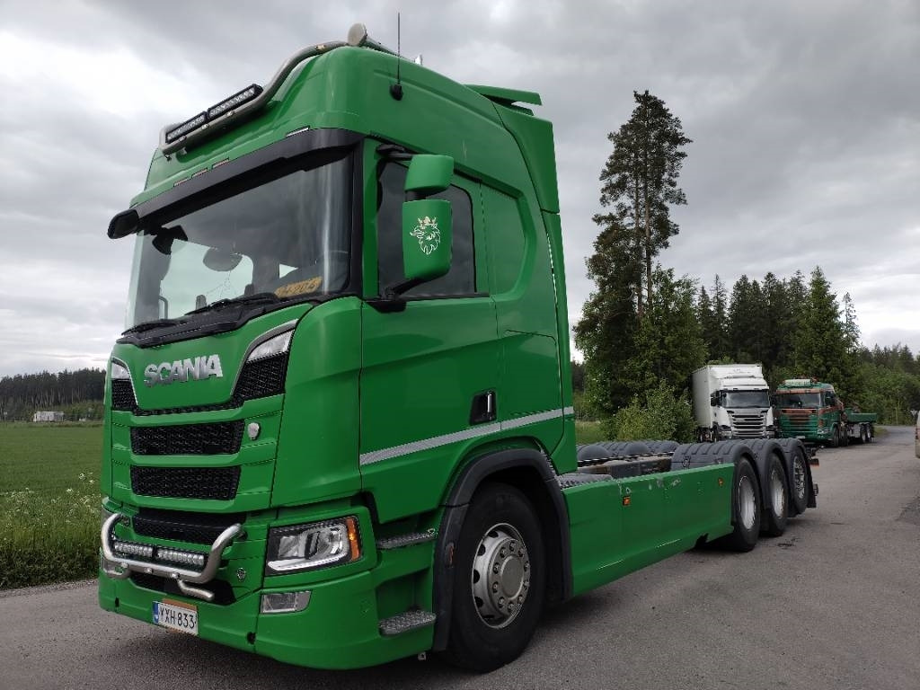 Scania R580 8x4 alusta 710tkm!! - Châssis cabine: photos 1 Scania R580 8x4 alusta 710tkm!! - Châssis cabine: photos 1