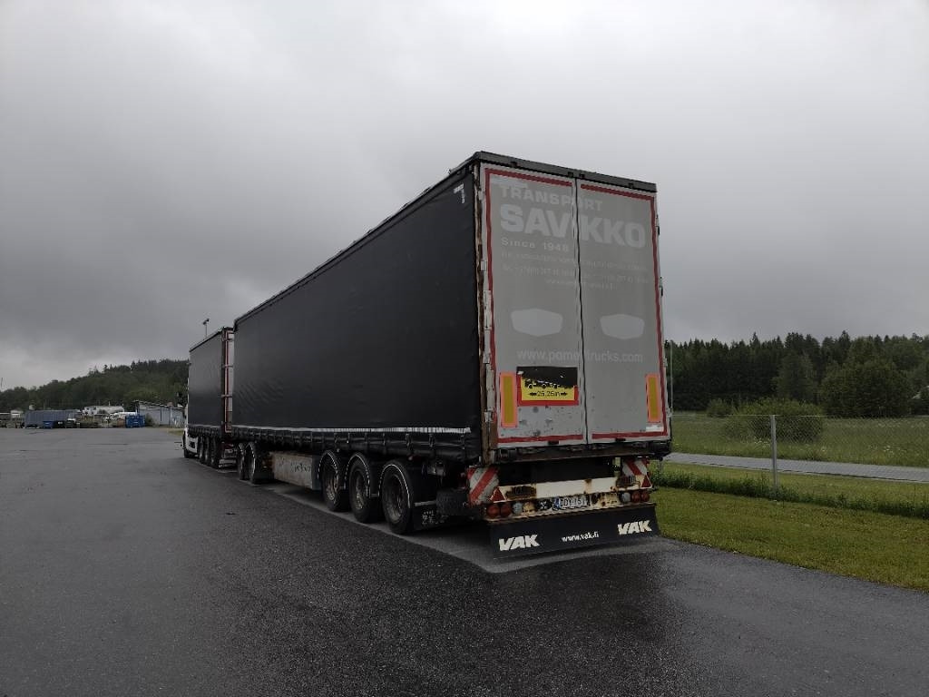 Scania R580 8x4 kapellilava+Dolly+kärry 76tn juna - Camion à rideaux coulissants: photos 2 Scania R580 8x4 kapellilava+Dolly+kärry 76tn juna - Camion à rideaux coulissants: photos 2
