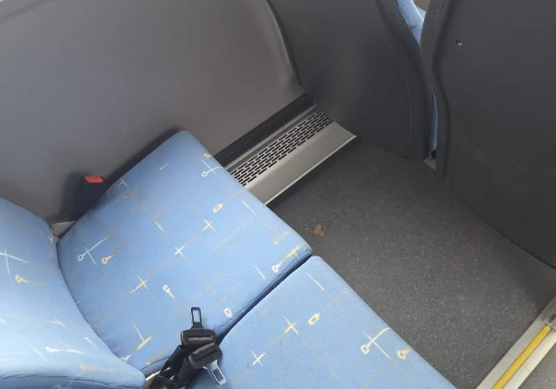 Irisbus WING 2 / INDCAR / SPROWADZONY/ 34 MIEJSCA / EEV - Bus interurbain: photos 4 Irisbus WING 2 / INDCAR / SPROWADZONY/ 34 MIEJSCA / EEV - Bus interurbain: photos 4