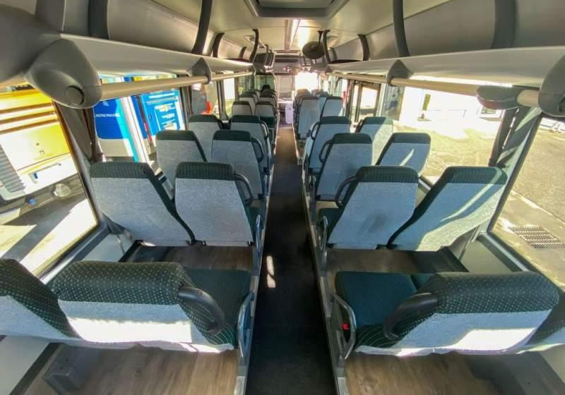 Iveco CROSSWAY/ DŁUGOŚĆ 10.70 M / MANUAL / EURO 6 - Bus interurbain: photos 5 Iveco CROSSWAY/ DŁUGOŚĆ 10.70 M / MANUAL / EURO 6 - Bus interurbain: photos 5