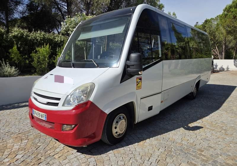 Iveco PRODIG 33 / SPROWADZONE Z KORSYKI / KLIMA - Minibus, Transport de personnes: photos 1 Iveco PRODIG 33 / SPROWADZONE Z KORSYKI / KLIMA - Minibus, Transport de personnes: photos 1