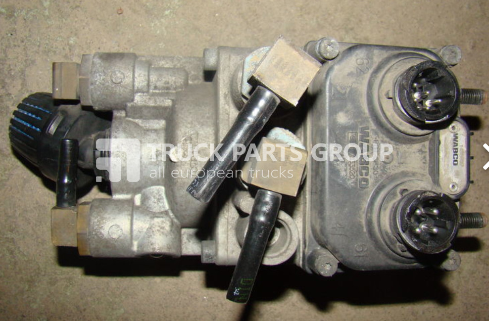 DAF 105XF EURO 5, 1455027, foot brake valve 1455027, 1455027, 193512 crane - Valve de frein pour Camion: photos 2 DAF 105XF EURO 5, 1455027, foot brake valve 1455027, 1455027, 193512 crane - Valve de frein pour Camion: photos 2