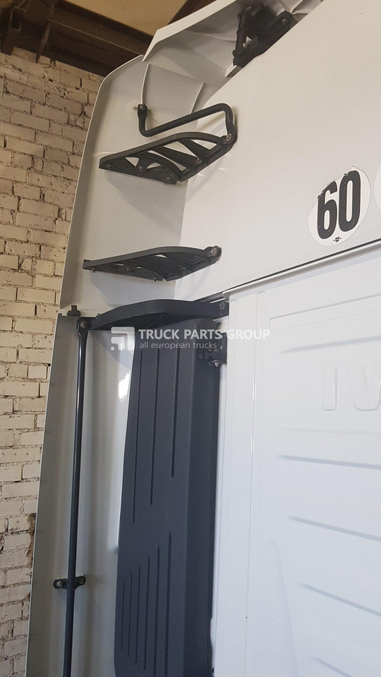 IVECO IVECO STRALIS EURO6 emission HI-WAY cab aerodynamic spoilers, air deflectors, full set. left + right + top roof 5801775188, 5801679706, 5801672864, 5801671525, 5801679762, 504153462, 5801775205, 50415 - Aérodynamique/ Spoilers pour Camion: photos 2 IVECO IVECO STRALIS EURO6 emission HI-WAY cab aerodynamic spoilers, air deflectors, full set. left + right + top roof 5801775188, 5801679706, 5801672864, 5801671525, 5801679762, 504153462, 5801775205, 50415 - Aérodynamique/ Spoilers pour Camion: photos 2
