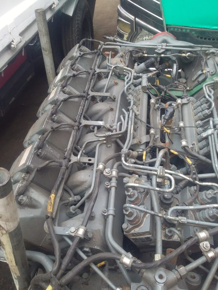 MAN MAN marine V12 engine, 12 cylinder D2842LE620, D2842 type, D2842LE, D2842LE100, D2842LE200, D2842LE101, D2842LE201, D2842LE202, D2842LE203, D2842LE211, D2842LE212, D2842LE213, D2842LE102, D2842LE103, - Moteur pour Camion: photos 1 MAN MAN marine V12 engine, 12 cylinder D2842LE620, D2842 type, D2842LE, D2842LE100, D2842LE200, D2842LE101, D2842LE201, D2842LE202, D2842LE203, D2842LE211, D2842LE212, D2842LE213, D2842LE102, D2842LE103, - Moteur pour Camion: photos 1