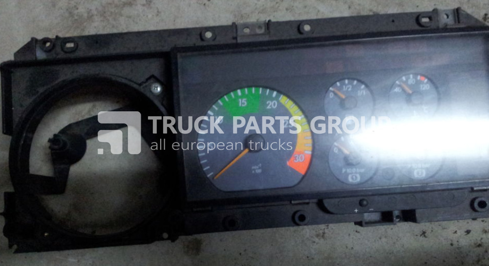 MERCEDES-BENZ Vario instrument panel, instrument cluster, dashboard, 001542360 dashboard - Panel de instrumentos pour Véhicule utilitaire: photos 1 MERCEDES-BENZ Vario instrument panel, instrument cluster, dashboard, 001542360 dashboard - Panel de instrumentos pour Véhicule utilitaire: photos 1