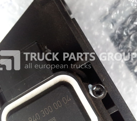 MERCEDES-BENZ actros MP2, MP3 accelerator pedal, engine control, 9403000004, 9 accelerator pedal - Pédale pour Camion: photos 3 MERCEDES-BENZ actros MP2, MP3 accelerator pedal, engine control, 9403000004, 9 accelerator pedal - Pédale pour Camion: photos 3