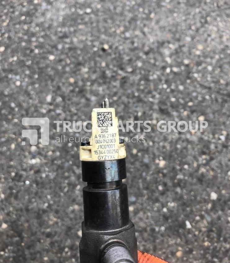 Mercedes Benz Atego EURO 6, EURO6, emission, atego 3, atego III, injectors, injector unit, 9360701787, 9360702187, 9361787, 9362187, OM936LA, 6 cylinder engine, OM934LA, 4 cylinder engine, BEBJ1C01001 - Pompe haute pression pour Camion: photos 1 Mercedes Benz Atego EURO 6, EURO6, emission, atego 3, atego III, injectors, injector unit, 9360701787, 9360702187, 9361787, 9362187, OM936LA, 6 cylinder engine, OM934LA, 4 cylinder engine, BEBJ1C01001 - Pompe haute pression pour Camion: photos 1