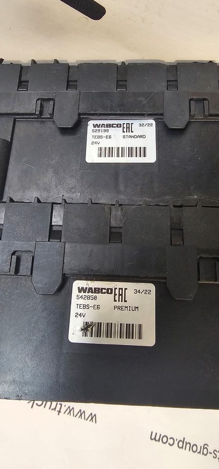 Mercedes MERCEDES, MAN, VOLVO, DAF, SCANIA EURO6 trailers TEBS PREMIUM, STANDARD pressure brake modulators by WABCO, SCHMITZ, WABCO, KRONE, CARGOBUL TEBS2, TEBS-E2, 4801020300, 4801020310, 4801020330, 48010203 - Valve de frein pour Camion: photos 4 Mercedes MERCEDES, MAN, VOLVO, DAF, SCANIA EURO6 trailers TEBS PREMIUM, STANDARD pressure brake modulators by WABCO, SCHMITZ, WABCO, KRONE, CARGOBUL TEBS2, TEBS-E2, 4801020300, 4801020310, 4801020330, 48010203 - Valve de frein pour Camion: photos 4