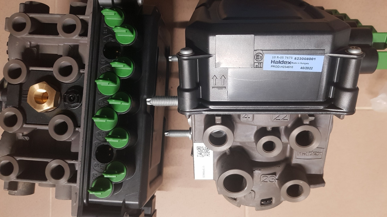 HALDEX HALDEX brake modulator, EBS trailer modulator 823008001, 0222100602, 515007680, 550022168, 812001201, 820007001, 820007121, 820008001, 820011001, 820019001, 823008001, 823008101, 823008111, 823008213, - Pièces de rechange pour Camion: photos 2 HALDEX HALDEX brake modulator, EBS trailer modulator 823008001, 0222100602, 515007680, 550022168, 812001201, 820007001, 820007121, 820008001, 820011001, 820019001, 823008001, 823008101, 823008111, 823008213, - Pièces de rechange pour Camion: photos 2